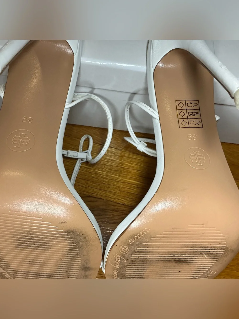 FEMME LA White Women's Pointed Ankle-Strap Heels